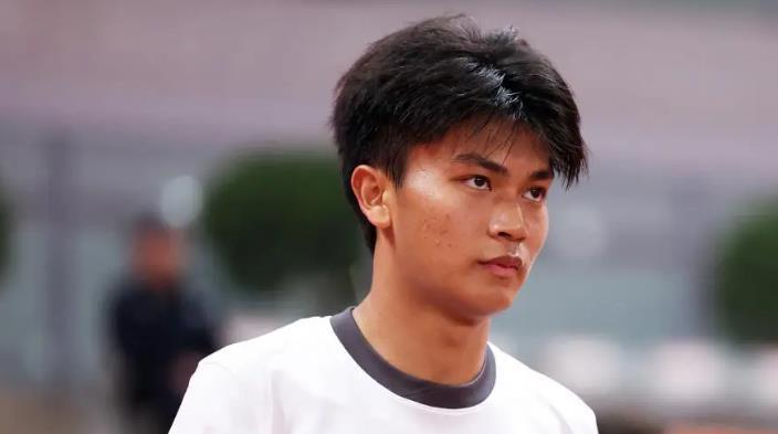 开云平台-喜讯!青岛西海岸官宣两位上港王牌租借入队,一人曾是国字号主力